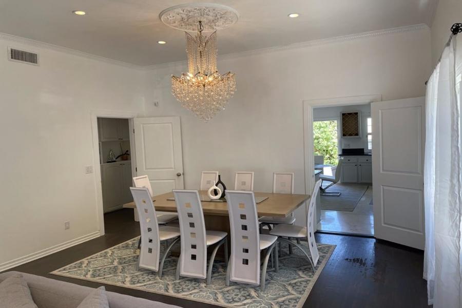 Casa vacanze 2 Bedroom In Beverly Hills With Jacuzzi Los Angeles