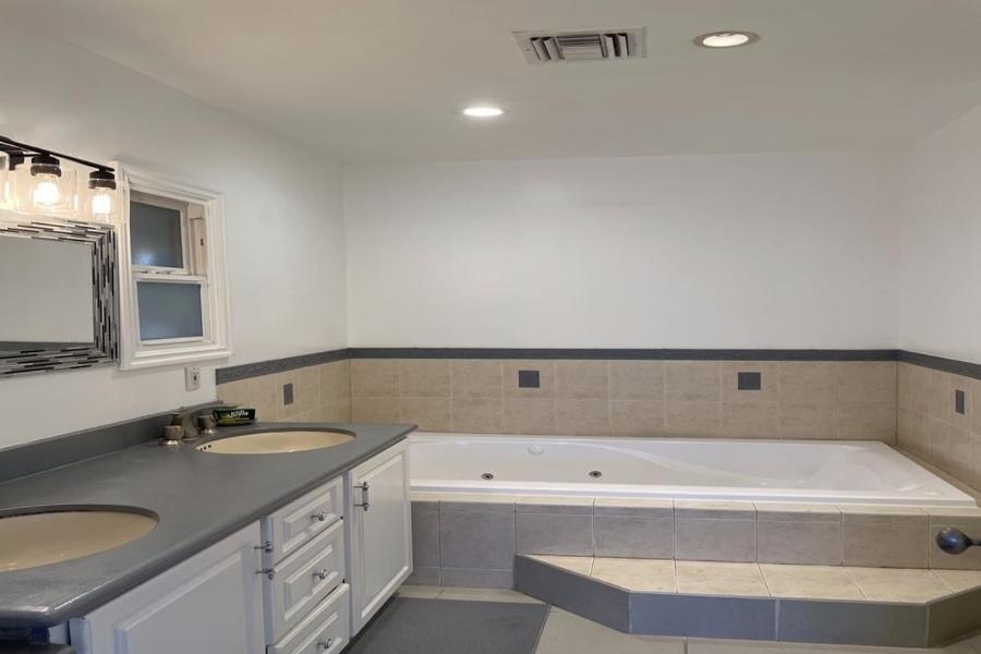 Casa vacanze 2 Bedroom In Beverly Hills With Jacuzzi